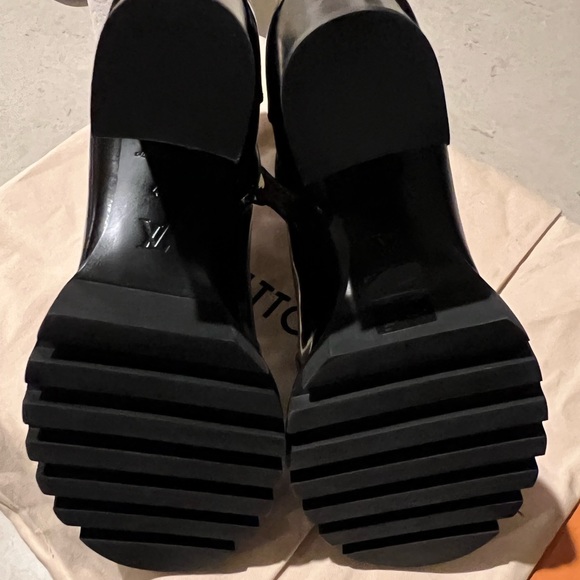 LouisVuitton Star Trail Boot in Patent Calfskin Leather Size 40 - New in Box - Picture 7 of 7